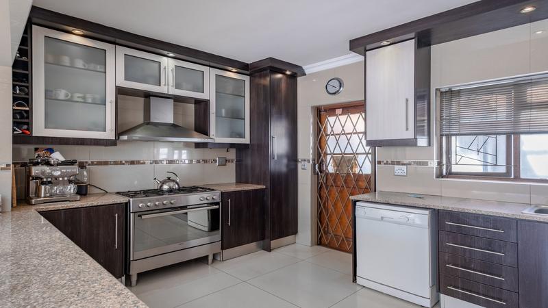 4 Bedroom Property for Sale in Townsend Estate Western Cape